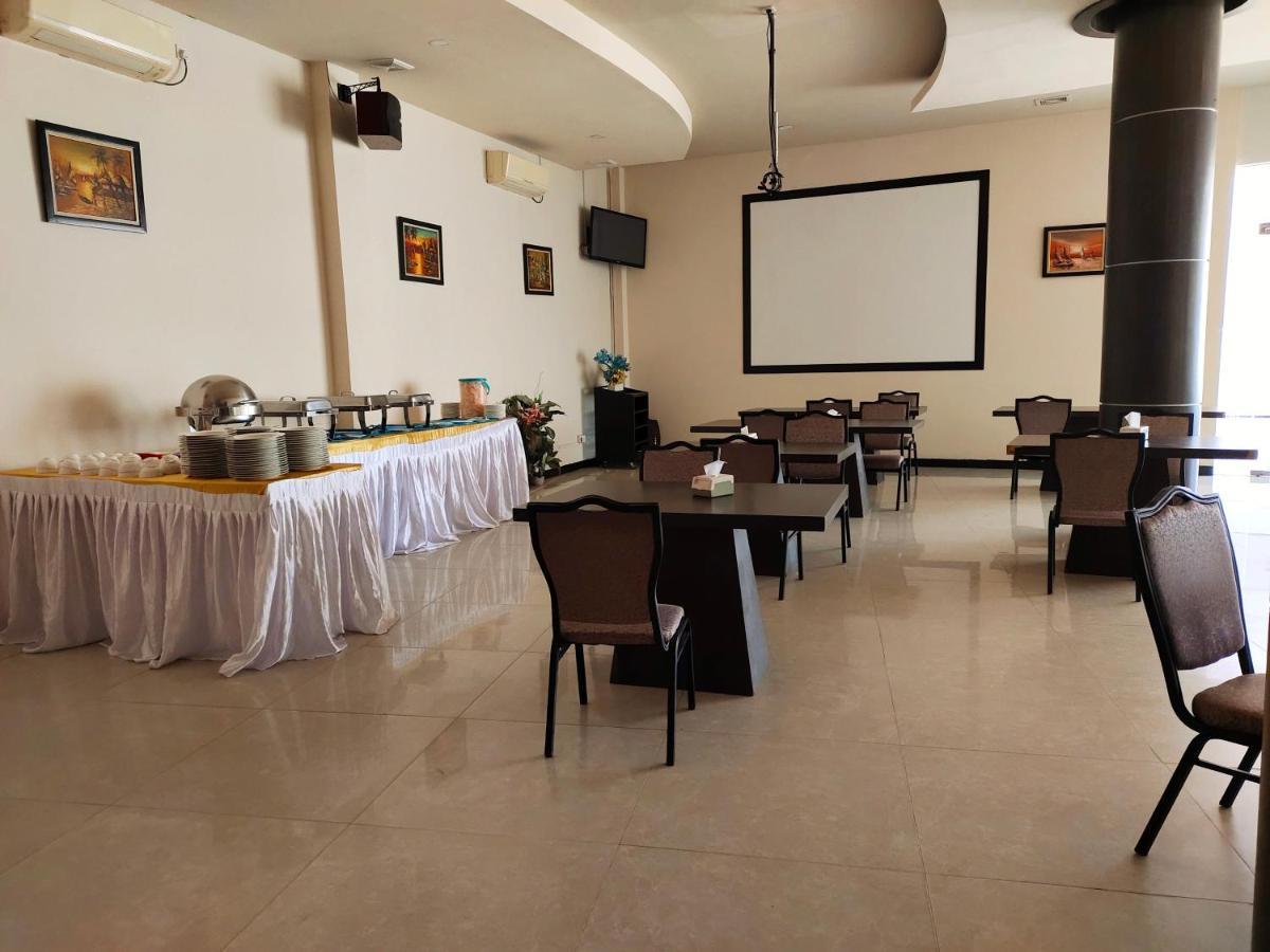Os Hotel Tanjung Uncang Sagulung Ngoại thất bức ảnh